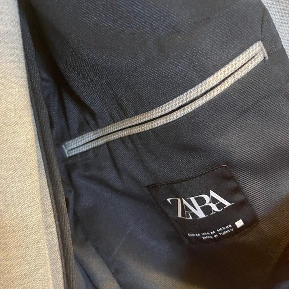 ZARA Gray Suit Jacket - Size Medium - Picture 6 of 7